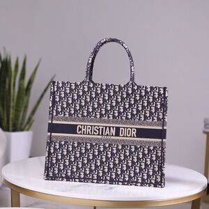 LARGE Dior BOOK TOTE Blue Dior Oblique Embroidery
